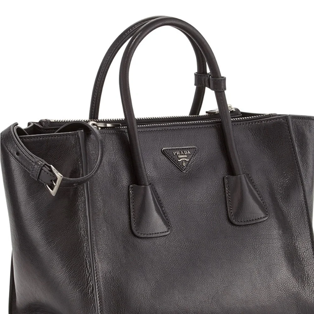 Mint Condition 2015 Prada Nero Glacé Calf Double Pocket Handbag/Crossbody - Picture 3 of 6